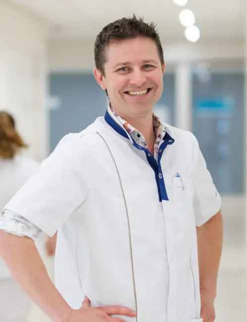 Dhr. B.M. (Bas) van Bemmel
