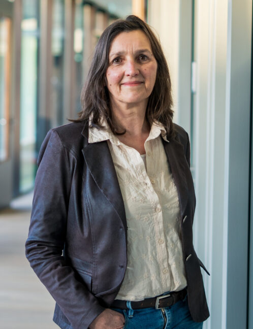 Mevr. E. (Evelien)  Hulter