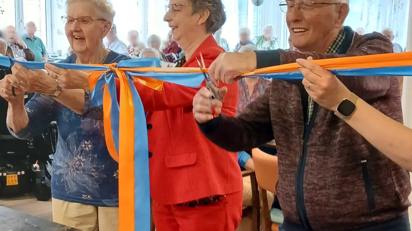 Feest bij Wijksteunpunt Oostloorn