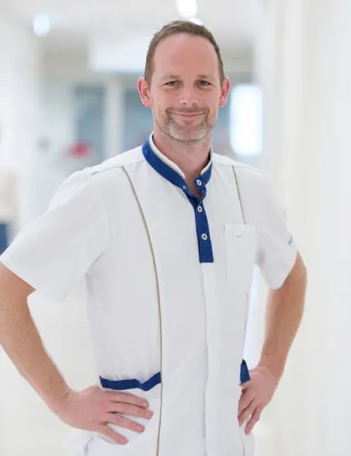 Dhr. R. (Ruben)  Peltjes